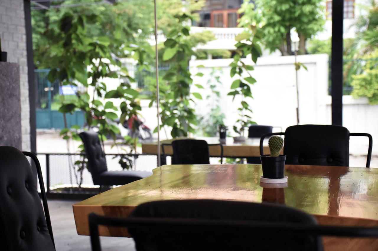 Tuck Me In Hotel Chiang Mai Exterior photo