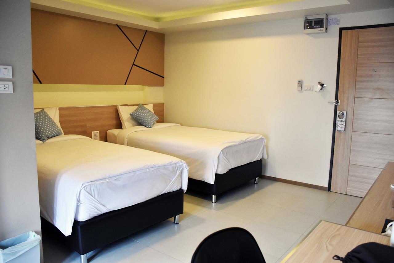 Tuck Me In Hotel Chiang Mai Exterior photo